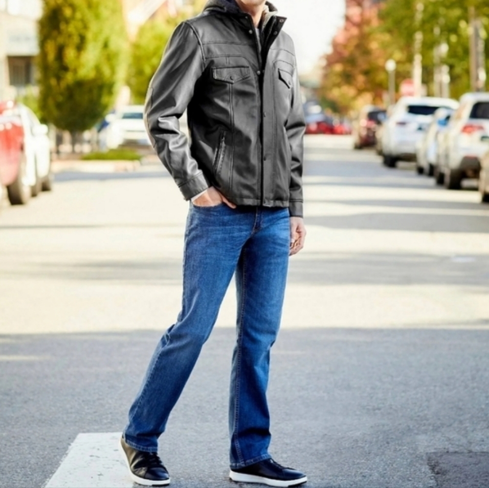 LEVI Men's Relaxed Straight 599 Jeans